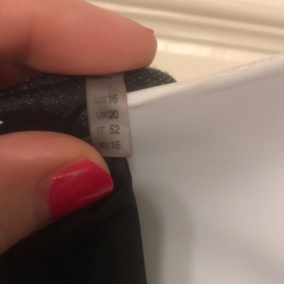 T Tahari sheath dress, size 16, charcoal gray - Picture 4 of 8